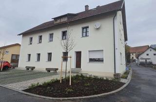 Wohnung mieten in Dorfplatz 11, 92554 Thanstein, Viel Platz in dieser 6-Zimmer-Wohnung in Thanstein