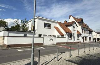 Haus kaufen in 63533 Mainhausen, 3-Parteien-Haus in Mainhausen: Kernsanierte Technik & weiteres Potential