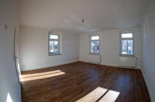 Wohnung mieten in Augustusburger Str. 64, 09557 Flöha, ALLES NEU im 1.OG - Bad mit Fenster/Wanne/Dusche - frei ab sofort