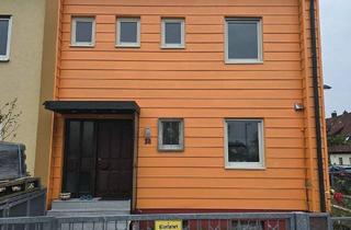 Haus kaufen in Röthenbacher Straße 38, 90537 Feucht, Feucht - Reiheneckhaus Kernsaniert, sehr groß - Glasfaser