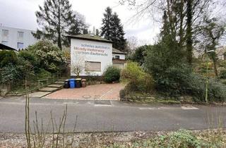 Einfamilienhaus kaufen in 45136 Essen, Essen - Freistehendes Einfamilienhaus mit Einliegerwohnung in Bergerhausen