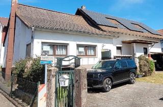 Mehrfamilienhaus kaufen in 63505 Langenselbold, Langenselbold - Mehrfamilienhaus Ideal für Handwerker, kreative Köpfe und Invest
