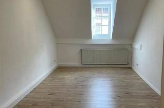 Wohnung kaufen in 66482 Zweibrücken, Zweibrücken - Großzügige Dachgeschosswohng in Zweibrücken zu verkaufen-Top Lage