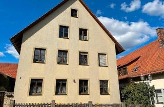 Einfamilienhaus kaufen in 97640 Oberstreu, Oberstreu - Solides, großzügiges Ein-Mehrfamilienhaus (Bj. 1984)