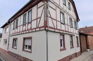 Bauernhaus kaufen in 63868 Großwallstadt, Großwallstadt - Ehemaliger Bauernhof und Weingut mit großem Innenhof