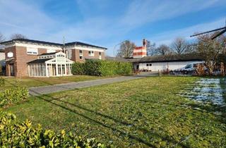 Haus kaufen in 26316 Varel, Varel - großes 2 Familienhaus + Gewerbe Hallen Jadebusen mit Potential
