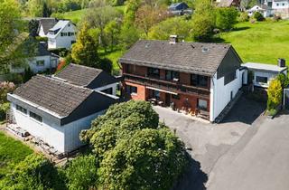 Einfamilienhaus kaufen in 51491 Overath, Overath - Freistehendes Einfamilienhaus - Wohnen mit Fernblick und Poolhaus