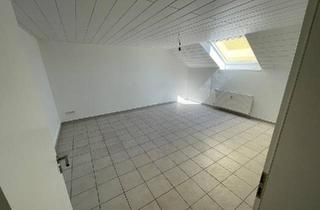Wohnung kaufen in 68766 Hockenheim, Hockenheim - 3-Zimmer Wohnung in kleiner Wohneinheit + Garage*Provisionsfrei*