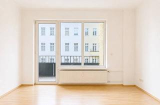 Wohnung kaufen in Beusselstraße, 10553 Berlin, Bezugsfreie Etagenwohnung mit Aufzug, Balkon und PKW-Stellplatz im Gotzkowsky-Viertel!