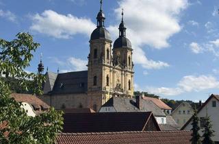 Wohnung kaufen in 91327 Gößweinstein, Wohnen mit Ausblick – 2-Zimmer-Wohnung mit Balkon und Garage