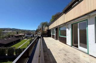 Wohnung kaufen in 83714 Miesbach, 4 Zimmer-Wohnung mit großer Terrasse und Bergblick in Toplage von Miesbach
