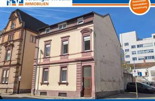 Wohnung kaufen in 67433 Neustadt, Vermietete Altbauwohnung im Herzen von Neustadt