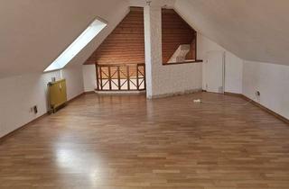Wohnung kaufen in 95447 Altstadt, Wohnen mit Charakter: Großzügige 4-Zimmer-Wohnung in Bayreuth