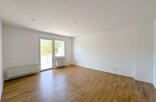 Wohnung kaufen in 45356 Bochold, Gepflegte 2,5‑Zimmer‑Wohnung mit schönem Balkon und Tageslichtbad in Essen‑Bergeborbeck