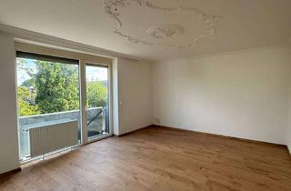 Wohnung mieten in Klosterstraße 112, 52134 Herzogenrath, Modernisierte 3- Zimmerwohnung mit kleinem Balkon in Kohlscheid