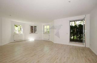 Wohnung mieten in Franz-Mehring-Straße 130, 08058 Pölbitz, Geräumige 3-Raum-Terrassenwohnung mit Außenverschattung an allen Fenstern
