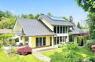 Villa kaufen in 82343 Pöcking, Villa auf ruhigem großem Grundstück in Seenähe - provisionsfrei für Käufer