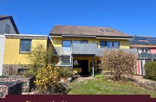 Haus kaufen in Zollernstr. 26, 72587 Römerstein, Großzügiges Familienhaus mit besonderem Flair, Studio & sonnigem Garten in Römerstein