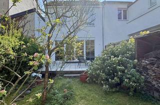 Einfamilienhaus kaufen in 53115 Poppelsdorf, Charmantes Einfamilienhaus in Bonn-Poppelsdorf – moderner Wohnkomfort