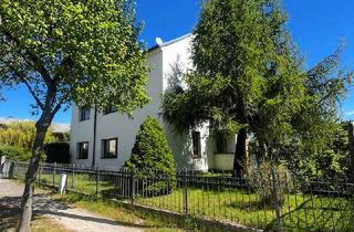 Haus kaufen in 04451 Borsdorf, Frühsommerliebe | Zweifamilienhaus mit großem Grundstück