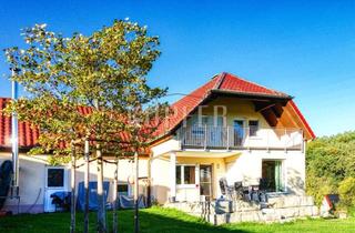 Haus kaufen in 91466 Gerhardshofen, Für Naturliebhaber, geräumiges Anwesen mit ELW in idyllischer Lage!
