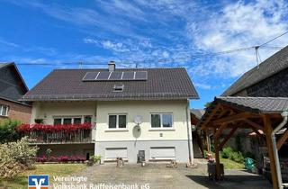 Haus kaufen in 55491 Niederweiler, Attraktives Zweifamilienhaus mit großem Potenzial und schönem Grundstück