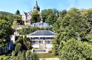 Villa kaufen in 61462 Königstein, Exklusive Villa mit Panorama-Blick auf Königstein und die Burgruine