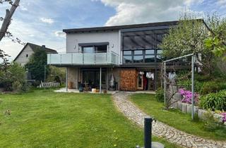 Haus kaufen in 08340 Schwarzenberg, Vollsaniert. Bezugsfertig. Sauna. Kamin. Südgarten. Aussicht. Erzgebirge von seiner schönsten Seite