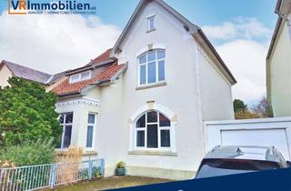 Villa kaufen in 25746 Heide, Historische Eleganz trifft Moderne: Stadtvilla von 1915