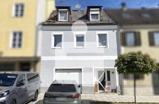 Haus kaufen in 94149 Kößlarn, Reihenmittelhaus am Marktplatz von Kößlarn