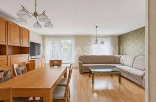 Wohnung kaufen in 04288 Leipzig, Charmante 2-Zimmer-Eigentumswohnung mit Terrasse und kleinem Garten in ruhiger Lage