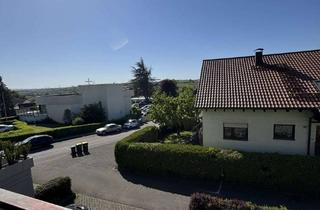 Wohnung kaufen in 71686 Remseck, Helle DG-Wohnung mit Garage im Zweifamilienhaus in ruhiger Lage von Neckarrems