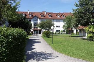 Wohnung kaufen in 85737 Ismaning, Kapitalanlage mit zwei Zimmern und Balkon in Ismaning