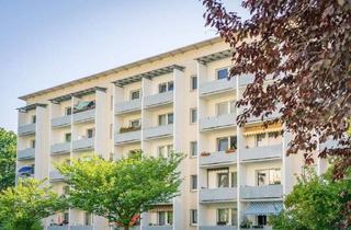 Wohnung mieten in Paul-Bertz-Str. 147, 09120 Helbersdorf, Tolle 2-Raum-Wohnung mit offener Küche und Balkon
