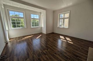 Wohnung mieten in 70193 West, *3-Zimmer-Altbauwohnung mit Patina im 3. Stock im Westen am Vogelsang -perfekt für eine WG*
