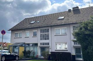 Wohnung mieten in 42653 Gräfrath, 3-Zimmer-Dachgeschosswohnung in SG-Gräfrath.