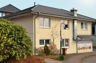 Villa kaufen in 25884 Viöl, Stadtvilla in Top-Lage von Viöl – Wohnen & Gewerbe vereint