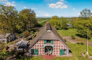 Haus kaufen in 21710 Engelschoff, Reetdachanwesen mit weitläufigem Grundstück, Pferdestall und Teich