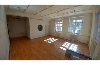 Büro zu mieten in Salzstr., 79098 Altstadt, Großes, helles 3Raum-Büro im Herzen Freiburgs - ca.60m² + ca.47m² Gemeinschaftsflächen