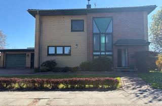 Einfamilienhaus kaufen in 26954 Nordenham, Geräumiges Einfamilienhaus mit Garage in beliebter Wohnlage