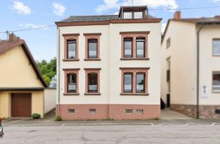Haus kaufen in 66663 Merzig, Freistehendes Zweifamilienhaus mit Garten