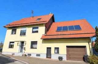 Haus kaufen in 55777 Berschweiler, Berschweiler bei Baumholder - Einziehen und wohlfühlen - gepflegte Liegenschaft mit Charme und viel Platz