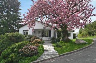 Einfamilienhaus kaufen in 42579 Heiligenhaus, Heiligenhaus - Panorama-Platz :) Freistehendes, großformatiges Einfamilienhaus mit Traumblick in Isenbügel