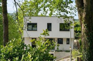 Einfamilienhaus kaufen in 31832 Springe, Springe - Architektenhaus am Waldrand - Neubau 2022, PV & Smart Home, Einliegerwohnung