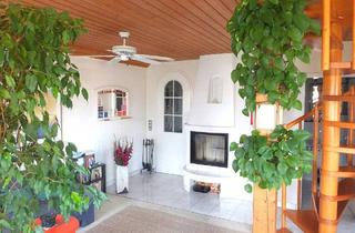 Wohnung kaufen in 71691 Freiberg, Freiberg am Neckar - Kleinod über den Dächern von Freiberg a.N. (DG-Whg. incl. TG-Stellplatz u. Keller) - provisionsfrei
