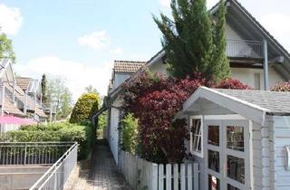 Wohnung kaufen in 86391 Stadtbergen, Stadtnahe lichtdurchflutete Maisonettewohnung mit Südbalkon am Waldrand