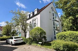 Wohnung kaufen in 85221 Dachau, *GEMÜTLICH WOHNEN AUF 2 EBENEN*: 2 Zi.-Galeriewohnung mit Sonnen-Balkon in Dachau
