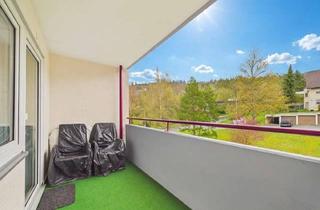 Wohnung kaufen in 72202 Nagold, Charmante 2-Zimmer Etagenwohnung mit Balkon und Tiefgaragenstellplatz in Nagold-Steinberg