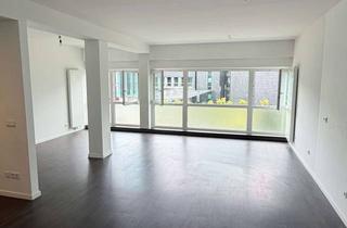 Wohnung mieten in Konrad-Adenauer-Platz, 40764 Langenfeld, Zentrale & barrierefreie 3-Zimmer-Wohnung (105 m²) mit Aufzug – Innenstadtlage