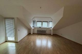 Wohnung mieten in Königsberger Straße, 78166 Donaueschingen, Helle, großzügige 4,5-Zi.-Dachgeschosswohnung - frisch modernisiert, neue Küche!